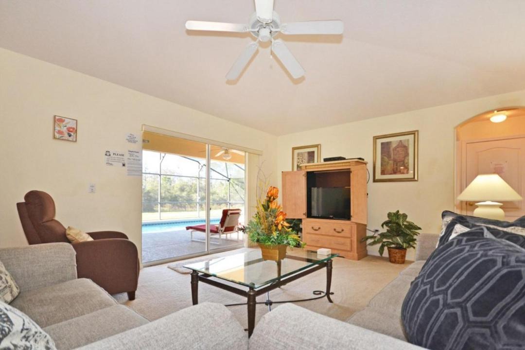 Photo of Livingroom in Tuscan Ridge