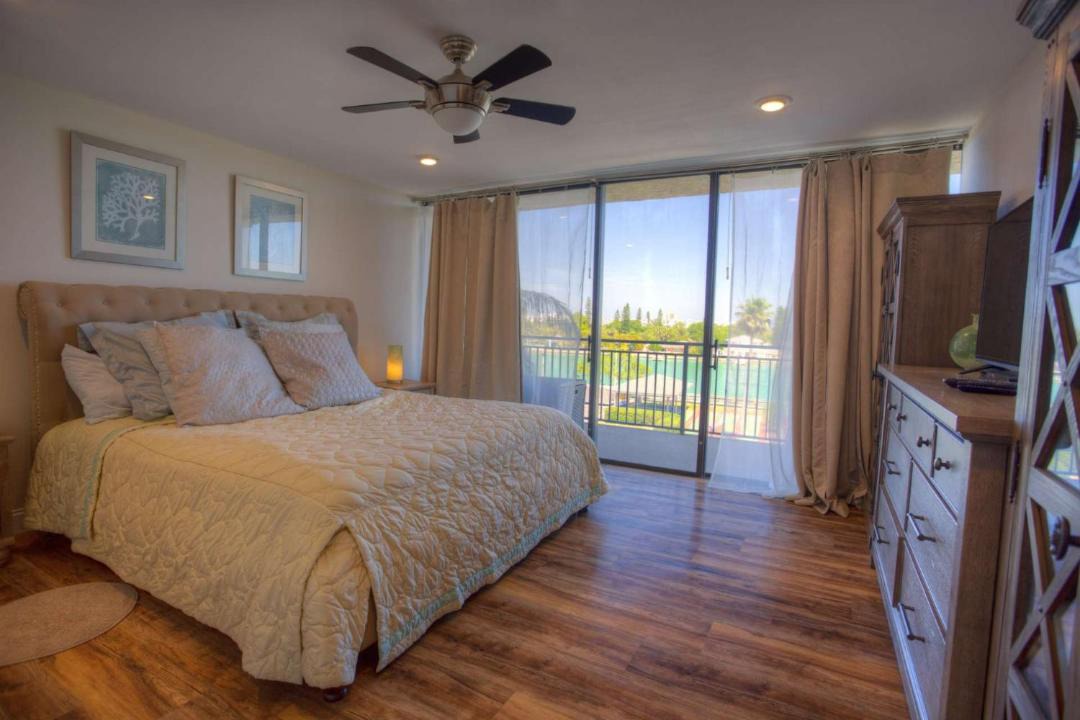 Photo of Bedroom in Sunset Beach