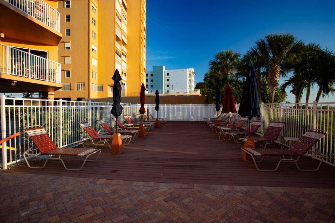 Photo of Patio Balcony in Treasure Island