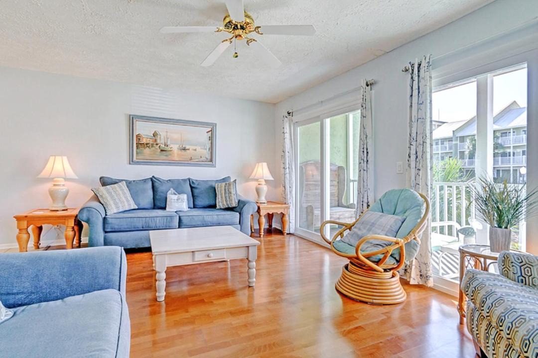 Photo of Livingroom in Santa Rosa Beach