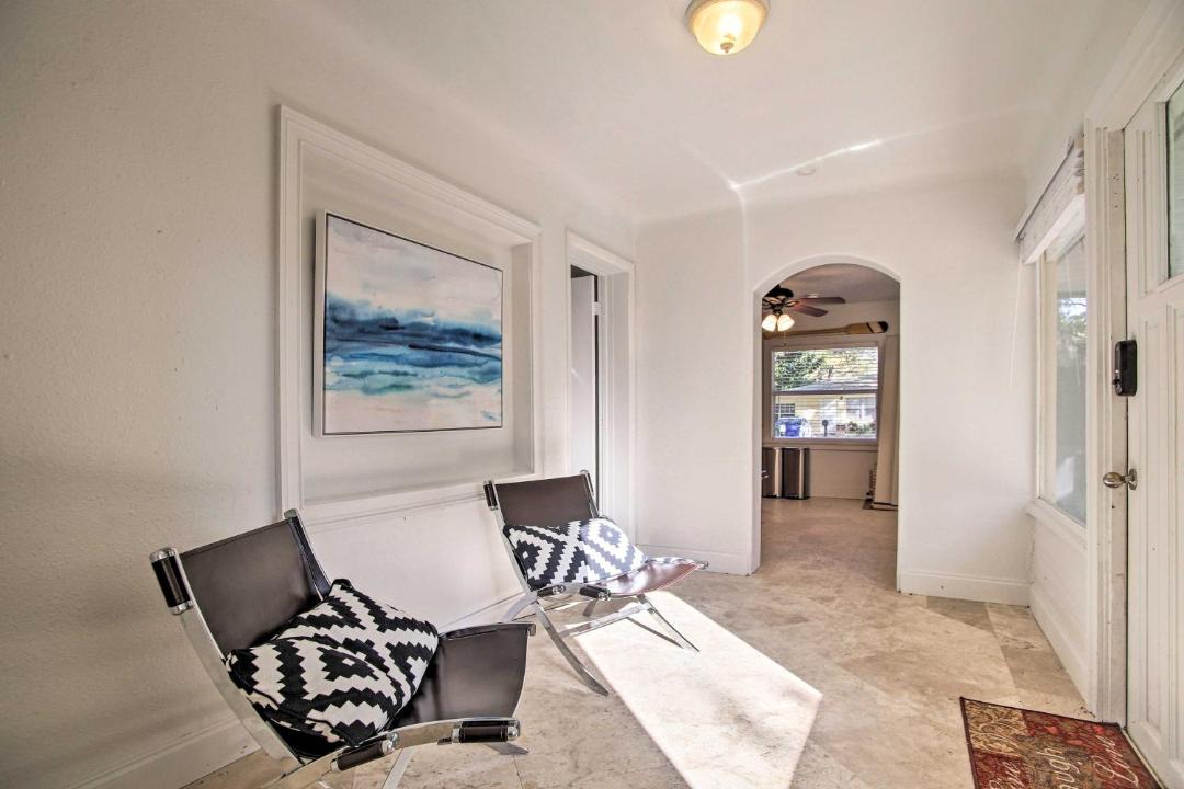 Photo of Livingroom in Edgewood