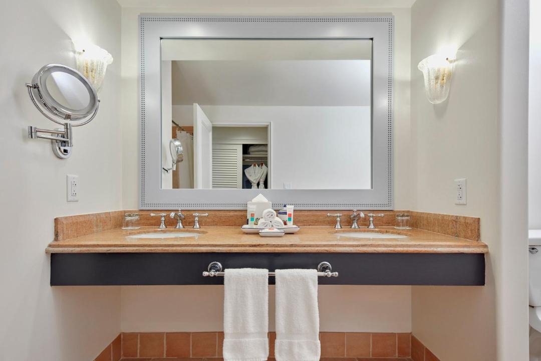 Photo of Bathroom in Florida Center