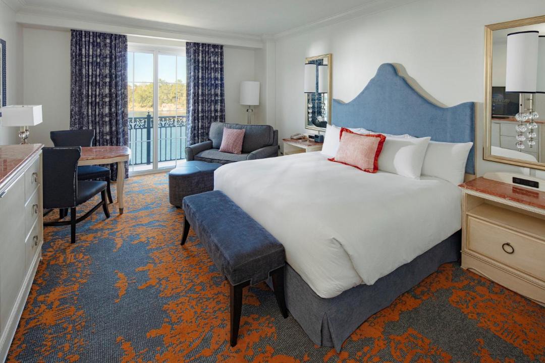 Photo of Bedroom in Florida Center