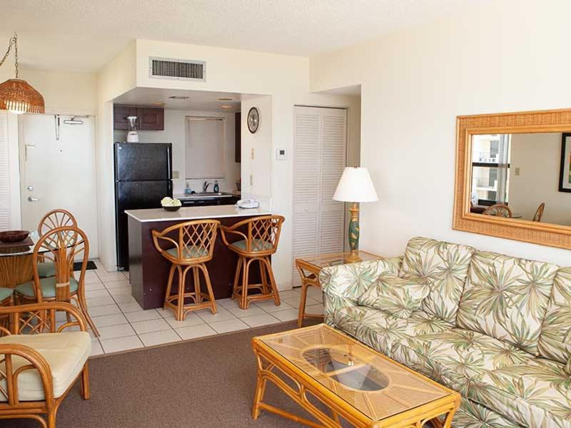 Photo of Livingroom in Lauderdale-by-the-Sea