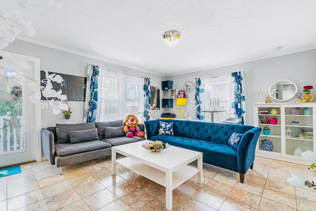 Photo of Livingroom in Parker Ridge