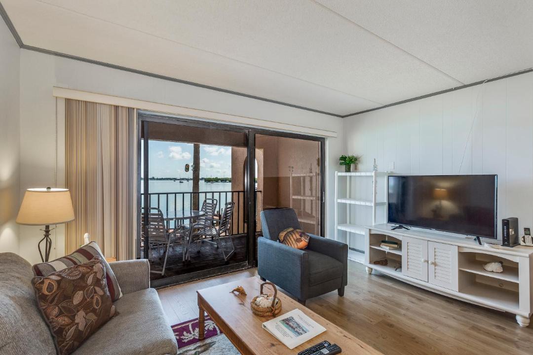 Photo of Livingroom in Englewood