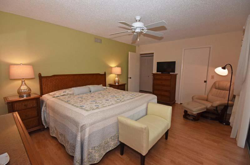 Photo of Bedroom in Englewood
