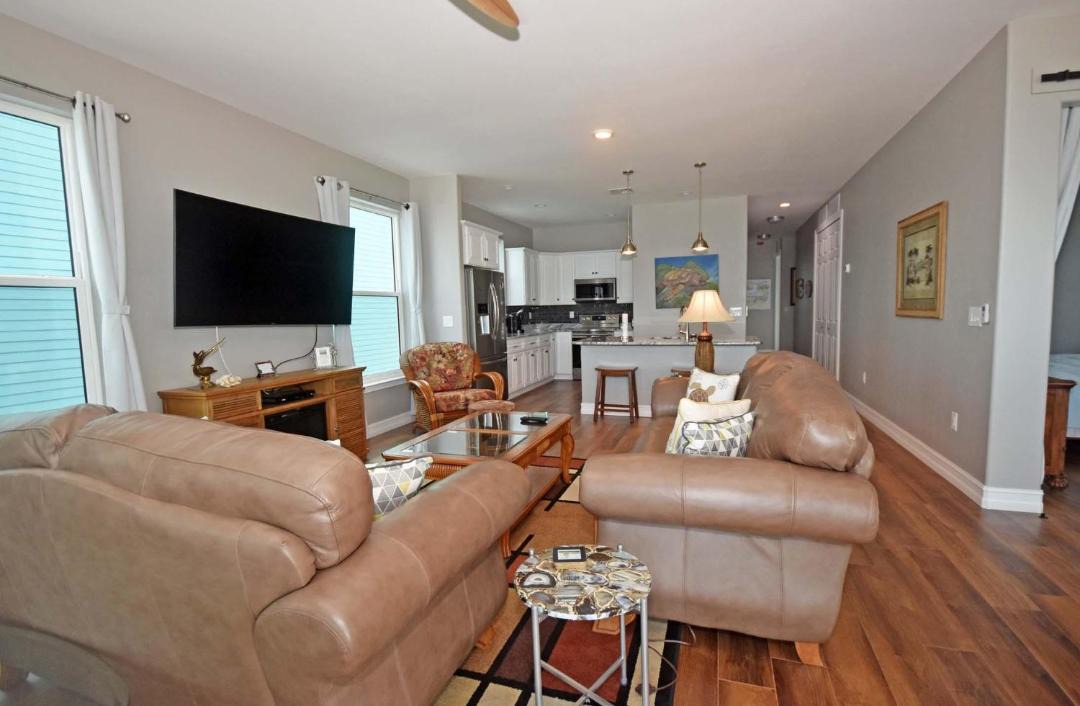 Photo of Livingroom in Englewood