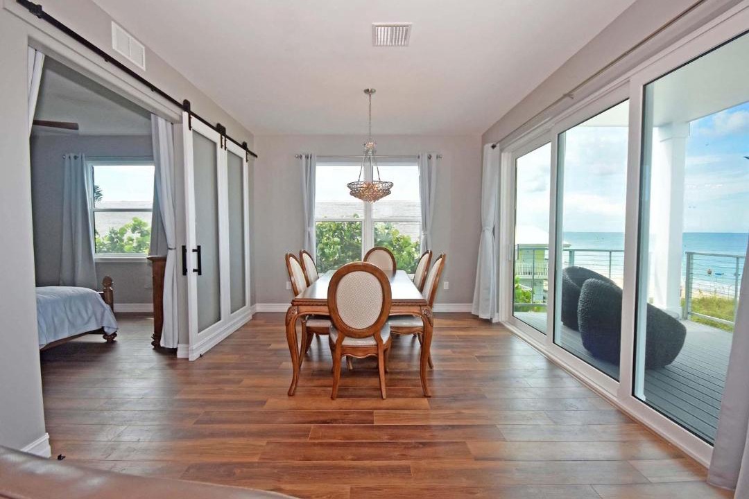Photo of Livingroom in Englewood