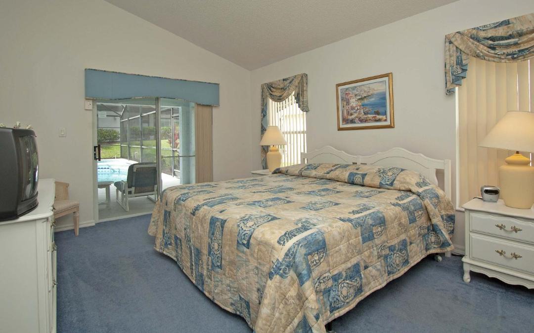 Photo of Bedroom in Greater Groves