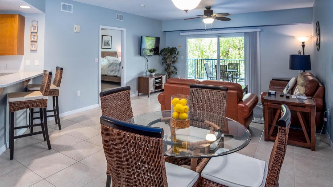 Photo of Livingroom in New Smyrna Beach