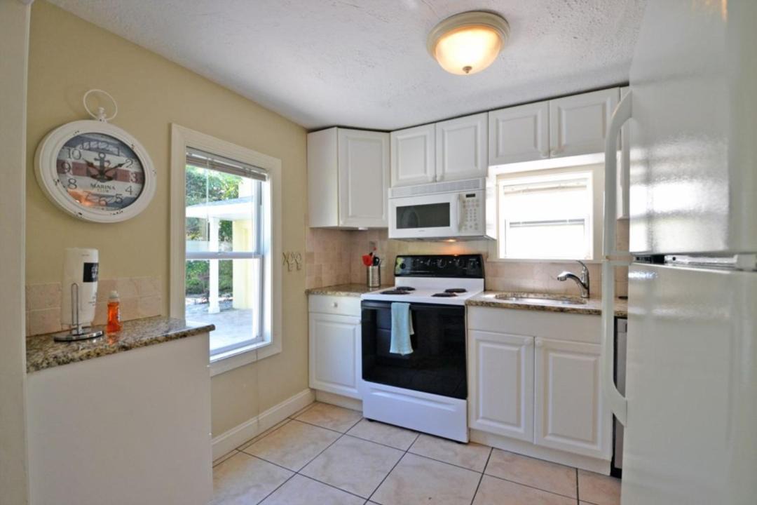 Photo of Kitchen in Bradenton Beach