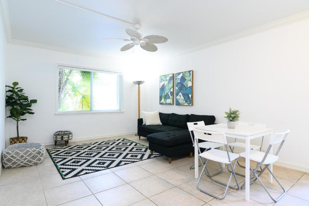 Photo of Livingroom in Hendricks and Venice Isles
