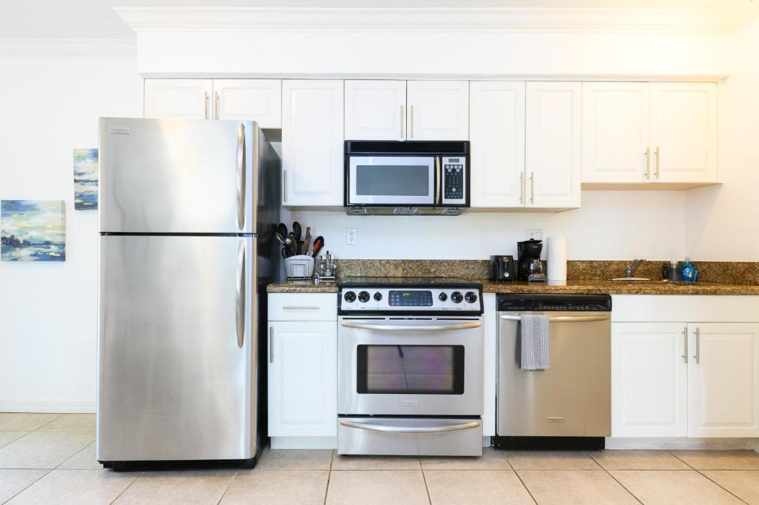 Photo of Kitchen in Hendricks and Venice Isles