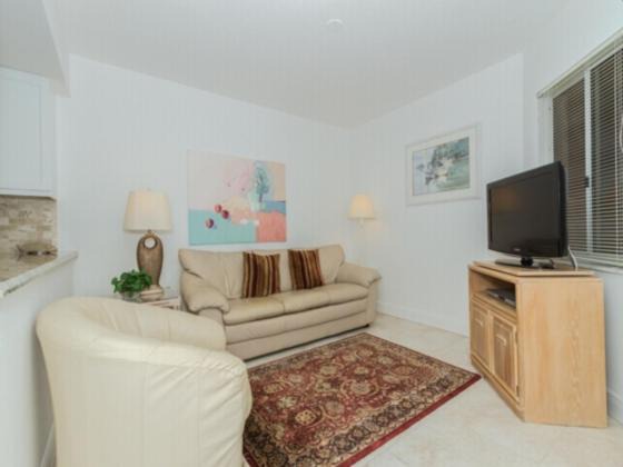 Photo of Livingroom in Park Shore