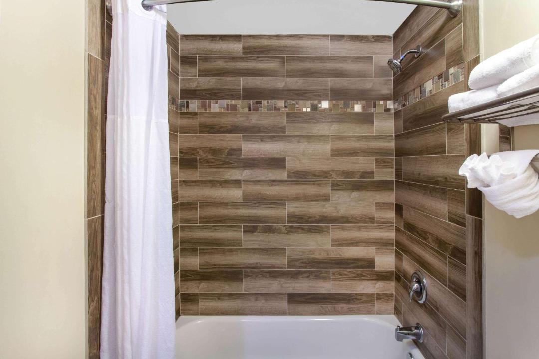 Photo of Bathroom in Southpoint