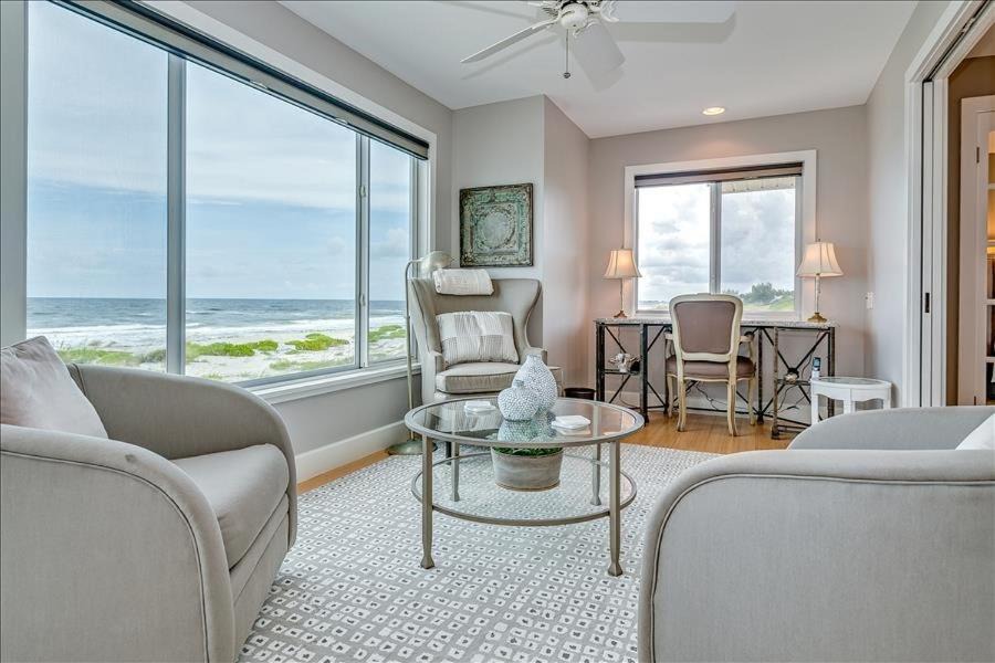 Photo of Livingroom in Boca Grande