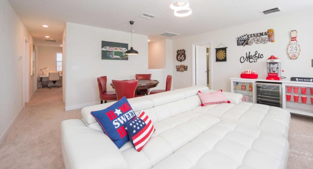 Photo of Livingroom in Ridgewood Lakes