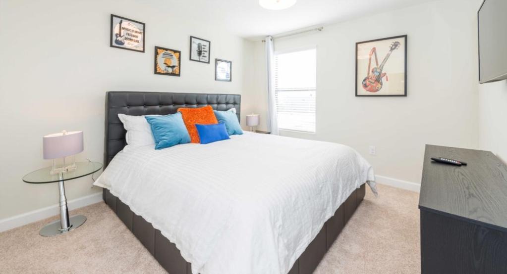Photo of Bedroom in Ridgewood Lakes
