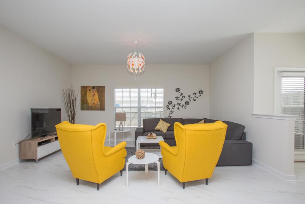 Photo of Livingroom in Davenport