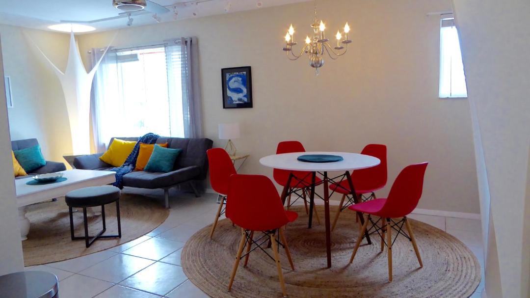Photo of Livingroom in South Palm Park Neighborhood Association