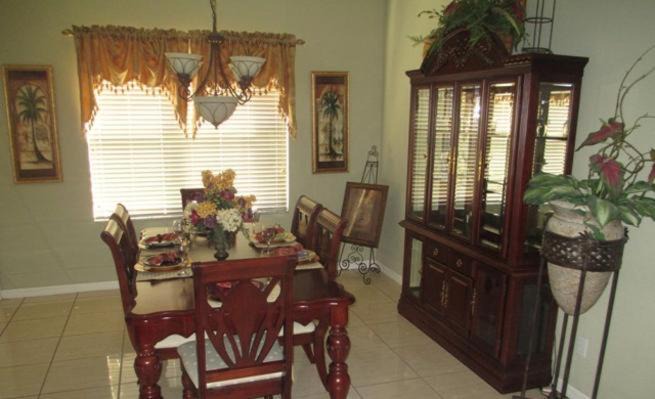 Photo of Livingroom in Tuscan Ridge