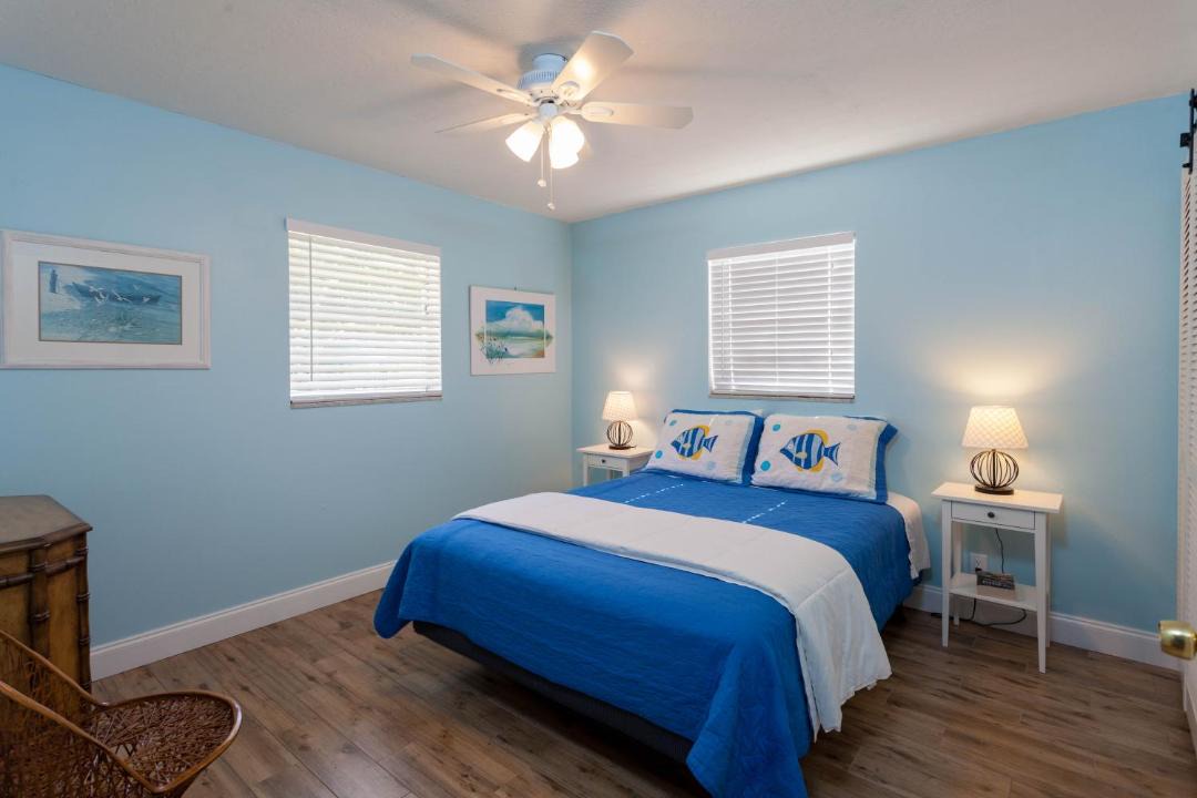 Photo of Bedroom in Iona