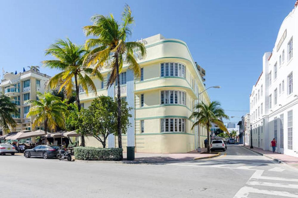Photo of Buildings in Flamingo/Lummus
