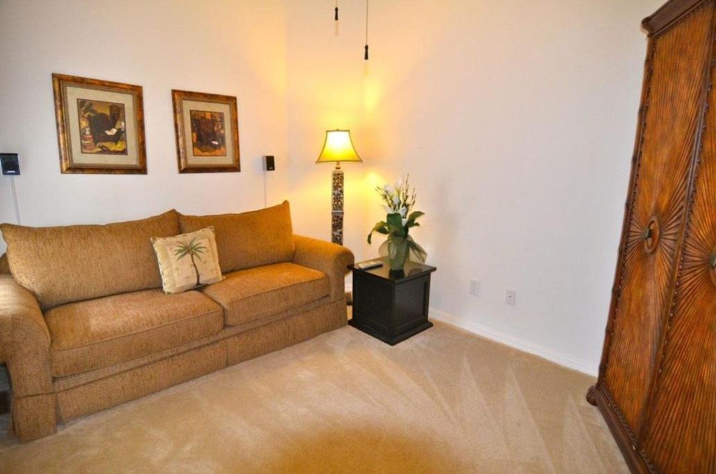Photo of Livingroom in Legacy Park