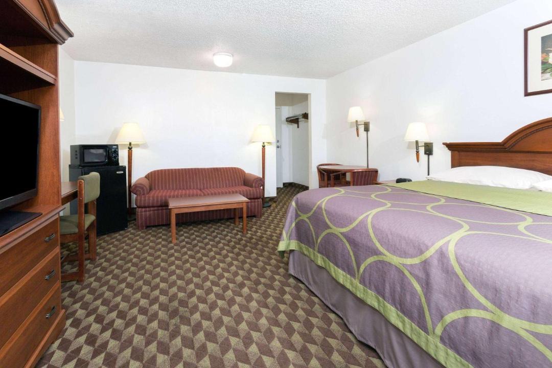 Photo of Bedroom in Riviera Beach