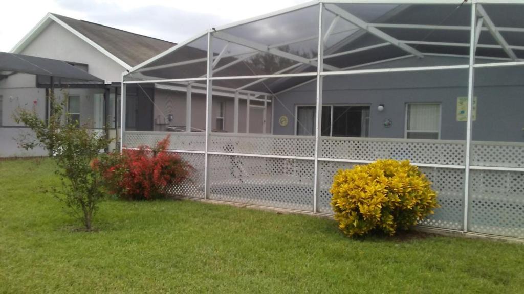 Photo of Buildings in Florida Pines