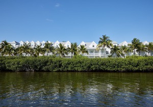 Parrot Key Hotel & Villas