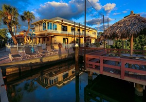Bayview Plaza Waterfront Resort