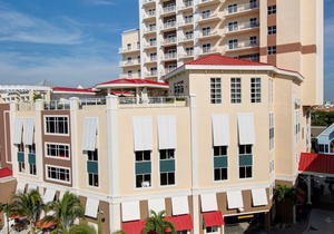 Hampton Inn and Suites Clearwater Beach