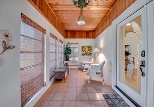 Walk to the Beach, Pool Home - 7853 Estero Boulevard