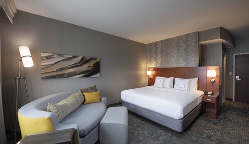 Room, 1 King Bed with Sofa bed, Non Smoking