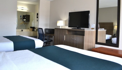 2 Queen Beds | Non-Smoking, Micfridge