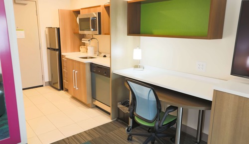 Suite, 1 King Bed, Accessible, Bathtub