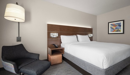 Standard Room, 1 King Bed