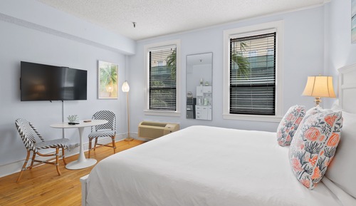 Condo, Tropical Cove