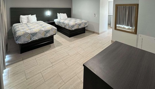 Standard Room, 2 Double Beds, Accessible, Non Smoking