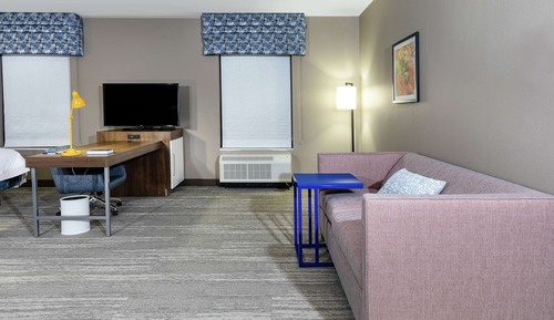 Studio, 2 Queen Beds, Refrigerator & Microwave (Wet bar)