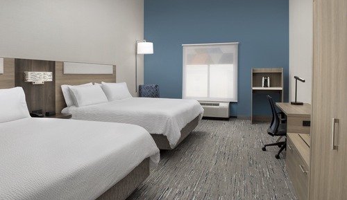 Suite, Multiple Beds, Accessible (Comm, Mobil, Tub)
