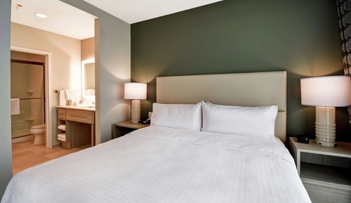 Studio Suite, 1 King Bed, Non Smoking