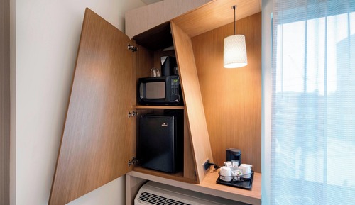 Room, 1 King Bed with Sofa bed, Accessible Bathtub, City View (Balcony)