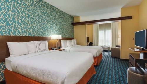 Suite, Multiple Beds, Accessible Bathtub