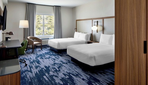 Room, 2 Queen Beds, Accessible Bathtub