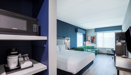 Executive Room, 1 King Bed, Non Smoking, City View