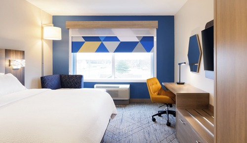 Standard Room, 1 King Bed (LEISURE)