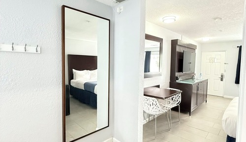 Standard Room, 2 Queen Beds, Non Smoking